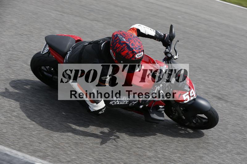 /Archiv-2024/29 12.06.2024 MOTO.CH Track Day ADR/Gruppe blau/59